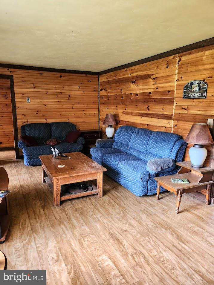 120 New Hampshire Rd Property Photo 16