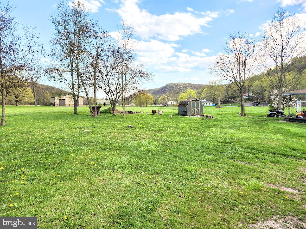 120 New Hampshire Rd Property Photo 38