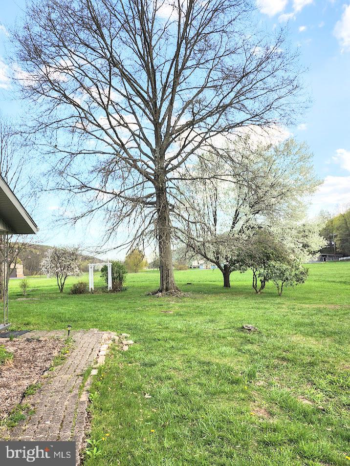 120 New Hampshire Rd Property Photo 40