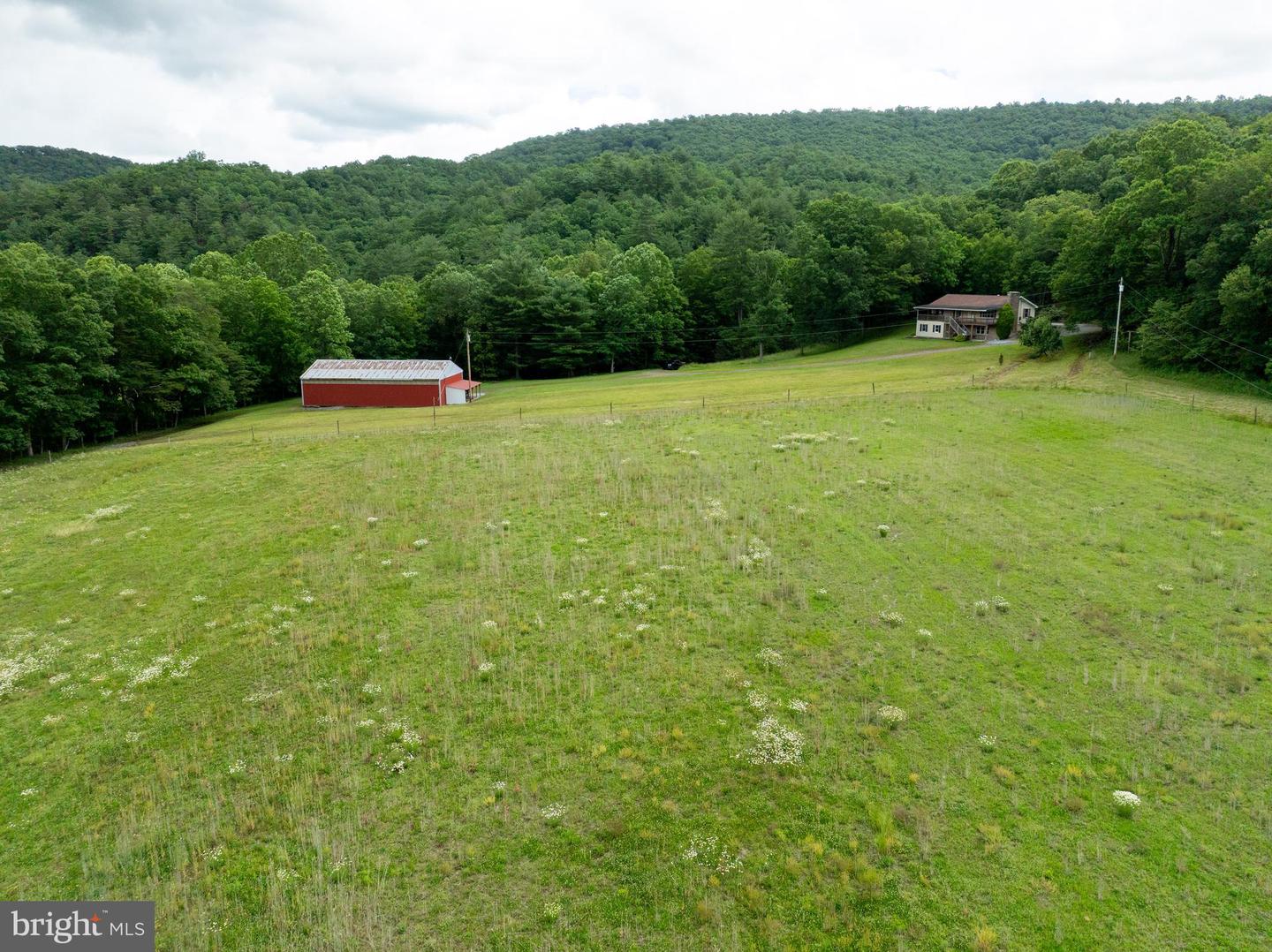 553 Warriors Ridge Rd Property Photo 1
