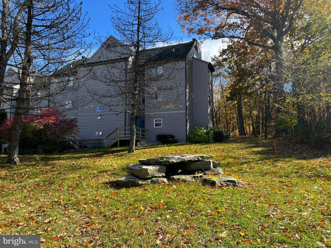 215 E Valley Point Ln #c101 Property Photo 1