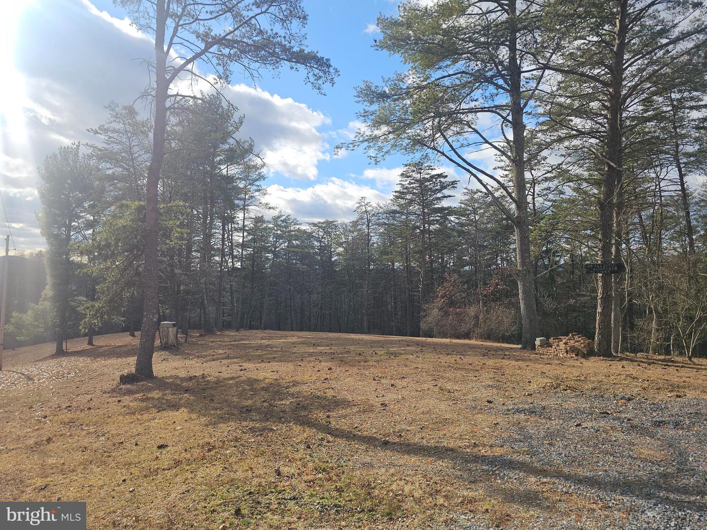211 Martin Rd Property Photo 18
