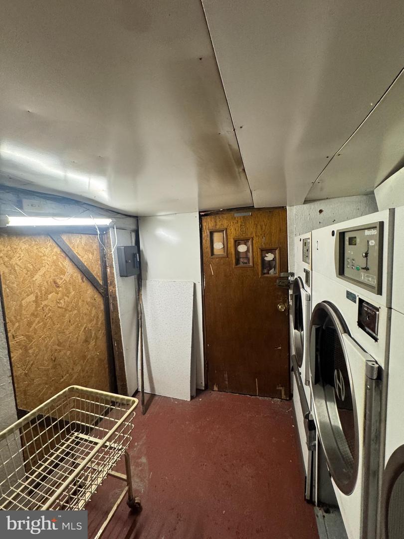 402 16th Street Property Photo 15