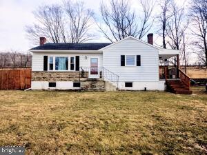 10314 Hyndman Road Property Photo 1