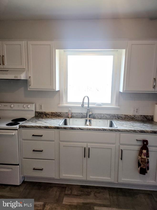 10314 Hyndman Road Property Photo 6