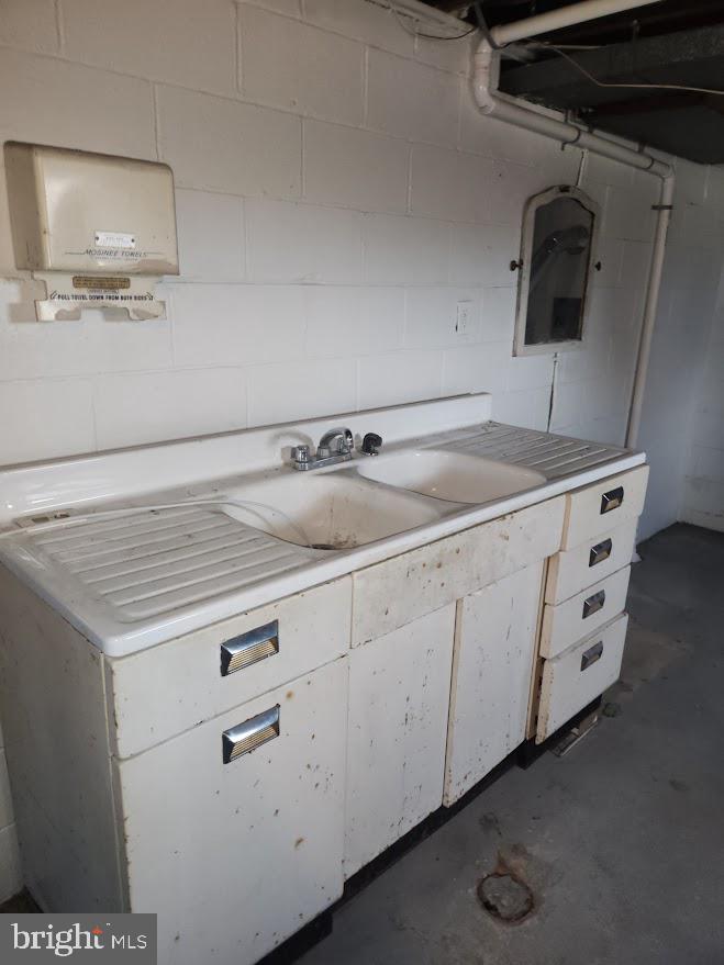 10314 Hyndman Road Property Photo 47