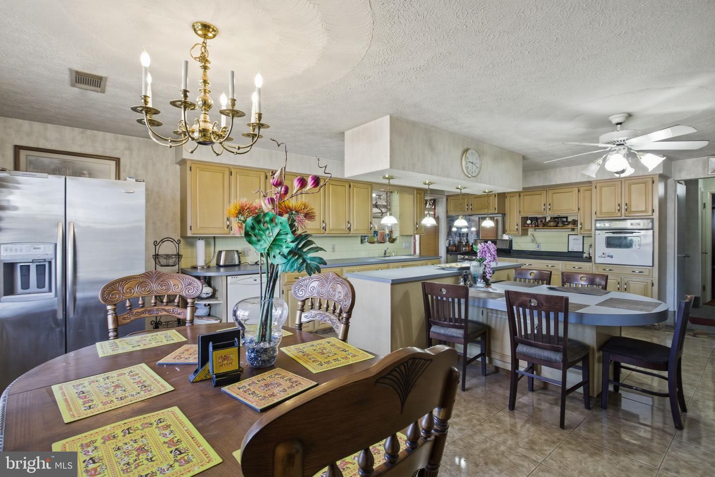 501 Breezewood Rd S Property Photo 16