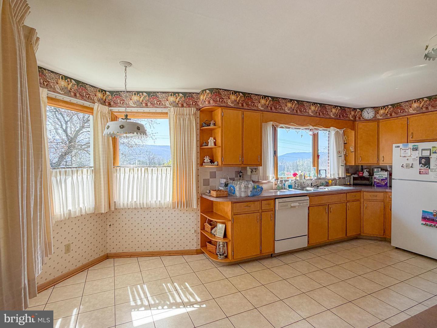 1771 Upper Snake Spring Rd Property Photo 3