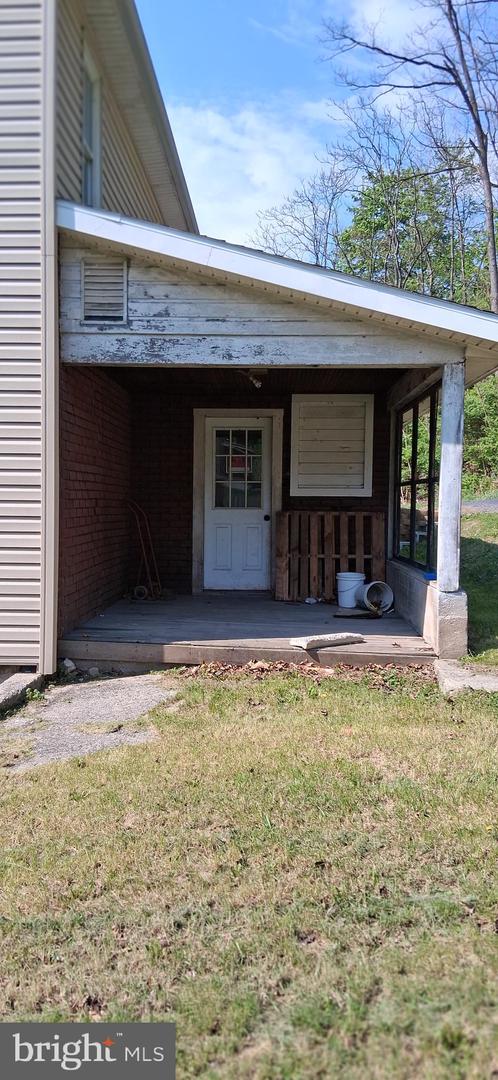 327-329 West Main St. Property Photo 5