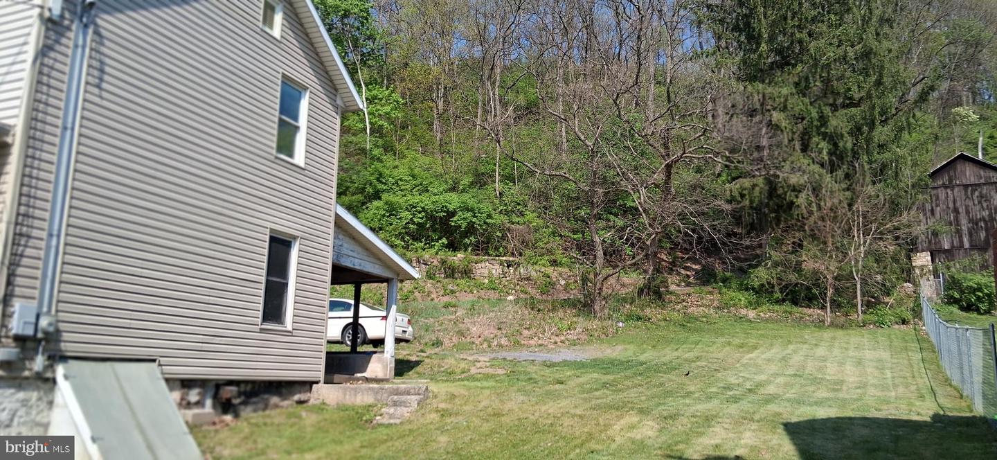 327-329 West Main St. Property Photo 6
