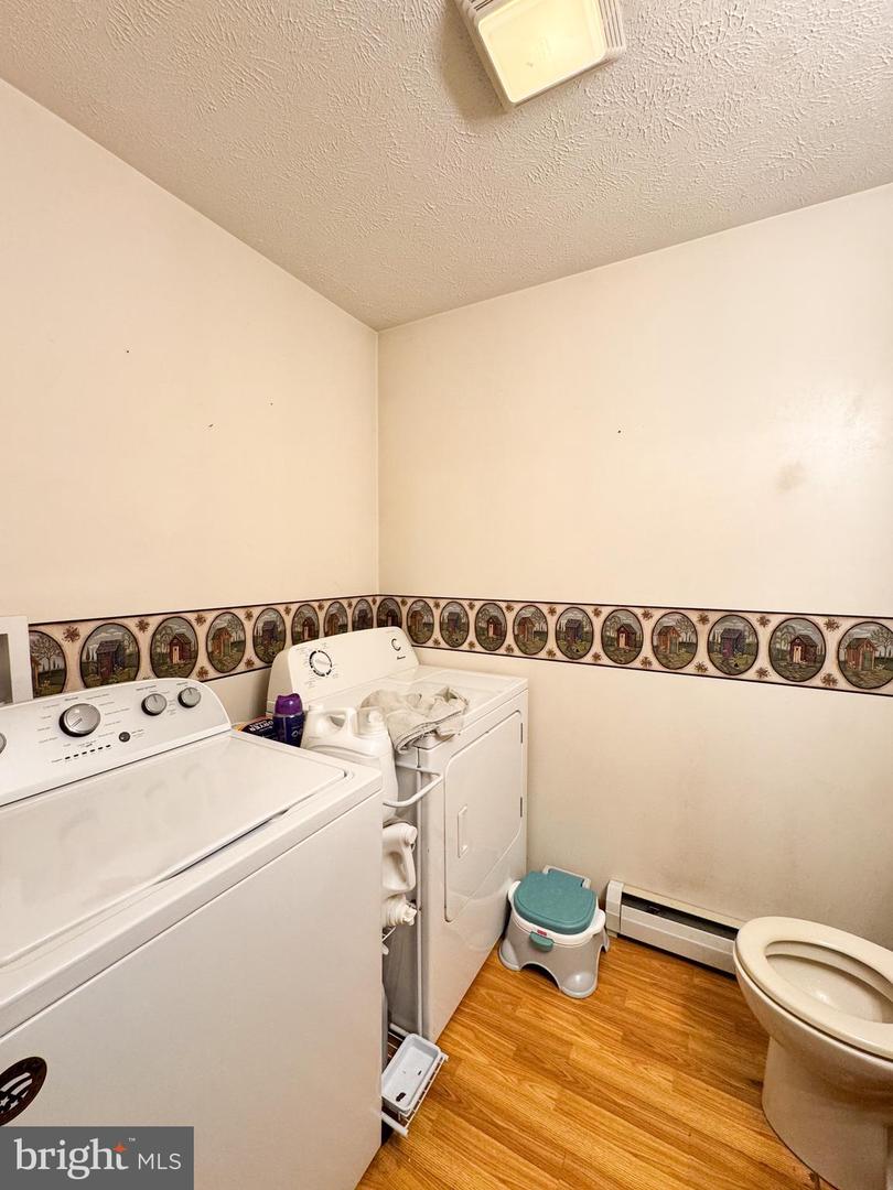 37 W 3rd St Property Photo 11