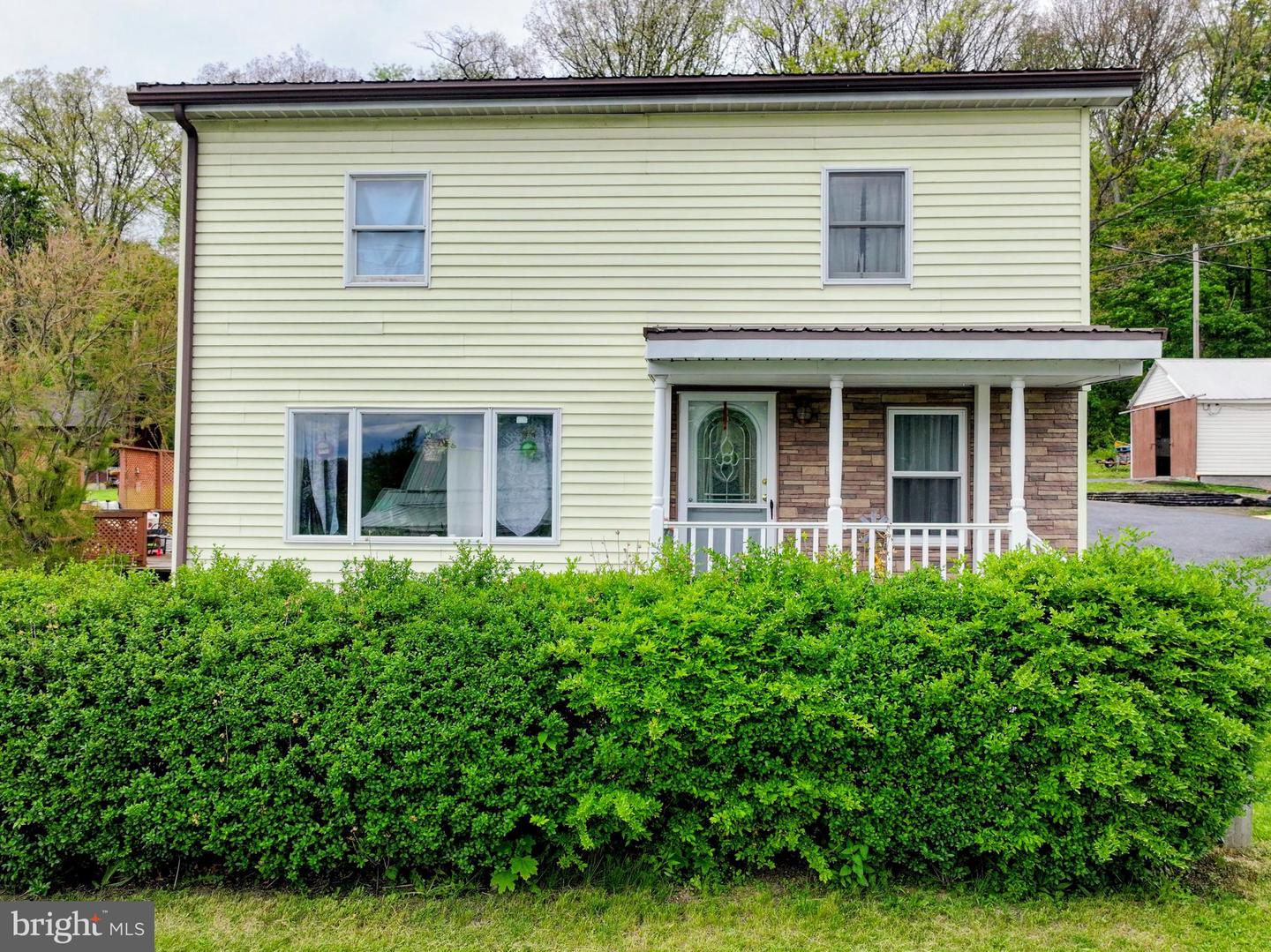 456 & 462 West St Property Photo 3