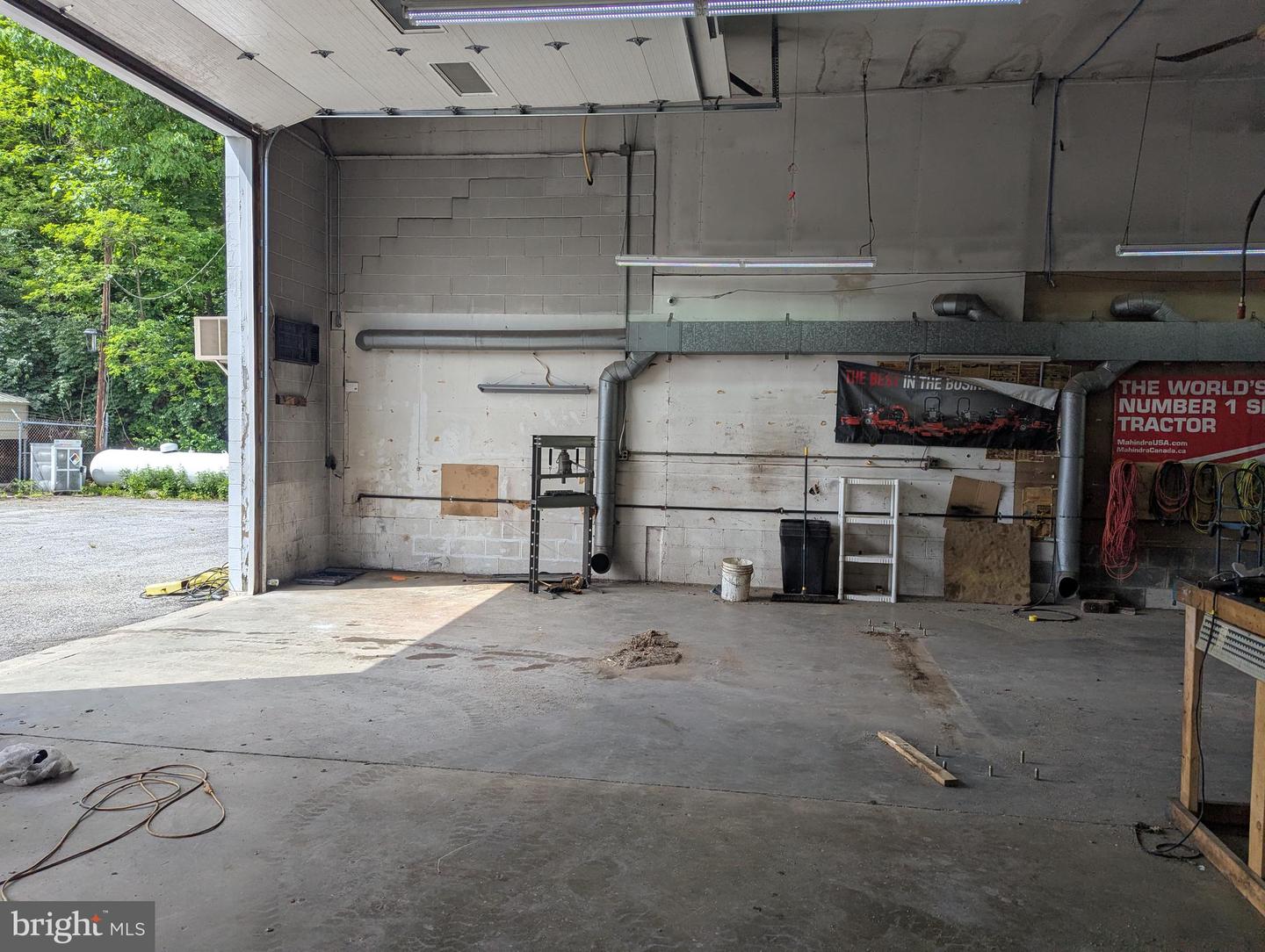14367 Lincoln Highway Property Photo 17