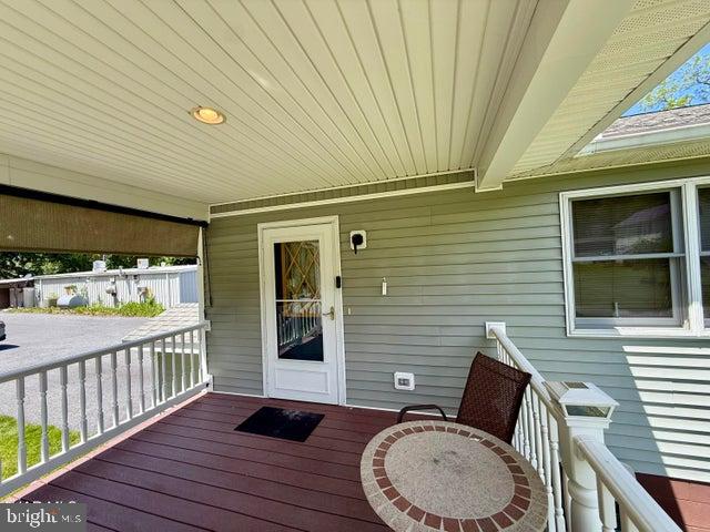 703 Spring St Property Photo 41