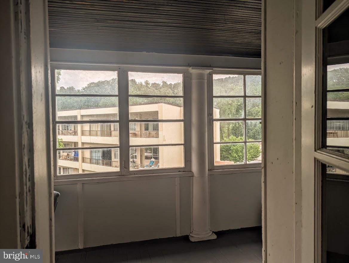 233 E Pitt Street #5 Property Photo 19