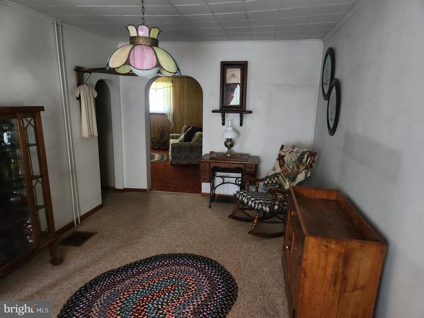 5822 Business 220 Property Photo 6