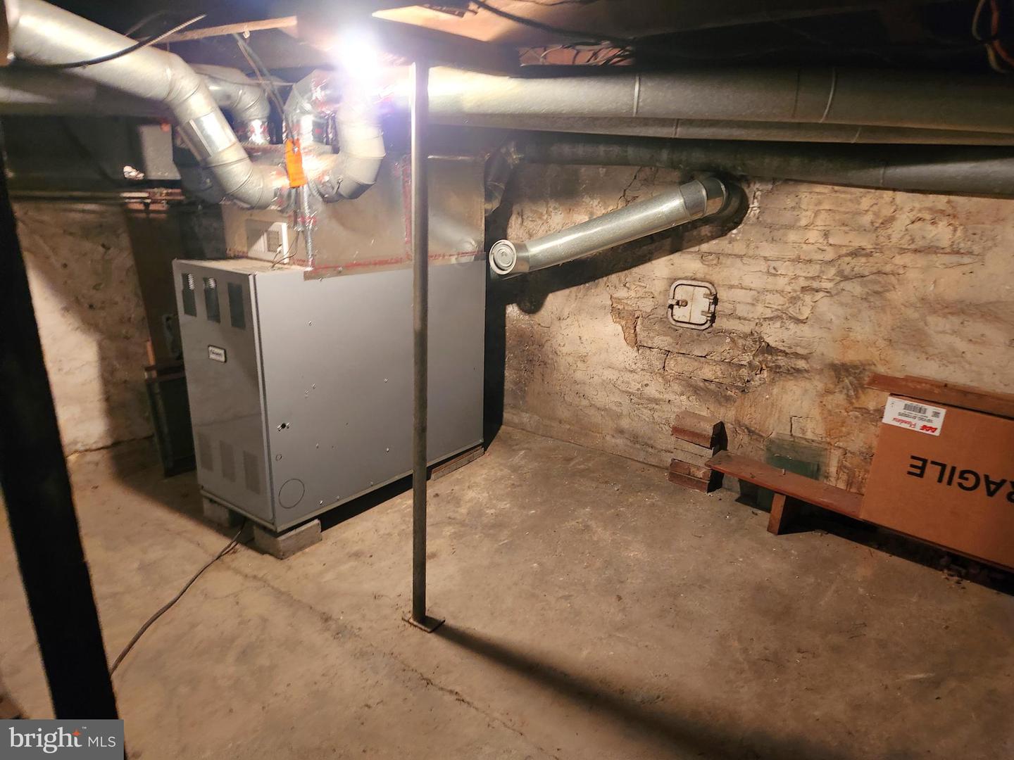 5822 Business 220 Property Photo 24