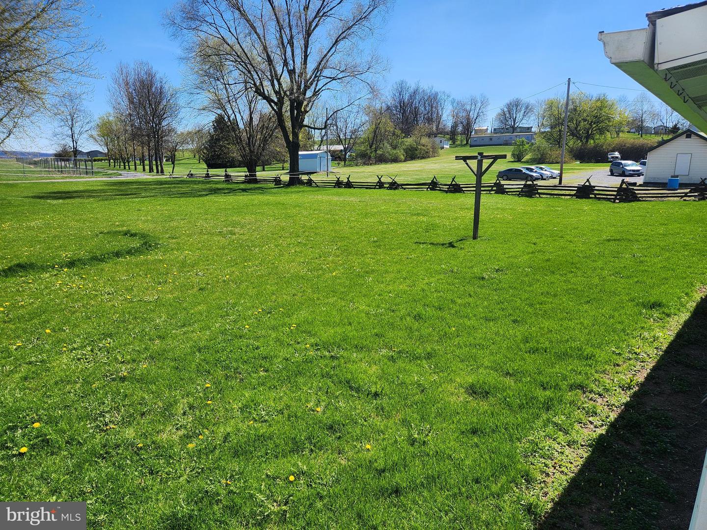 5822 Business 220 Property Photo 31