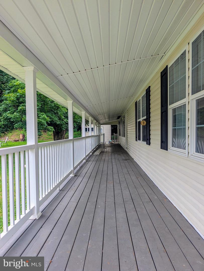 750 Six Mile Run Road Property Photo 5