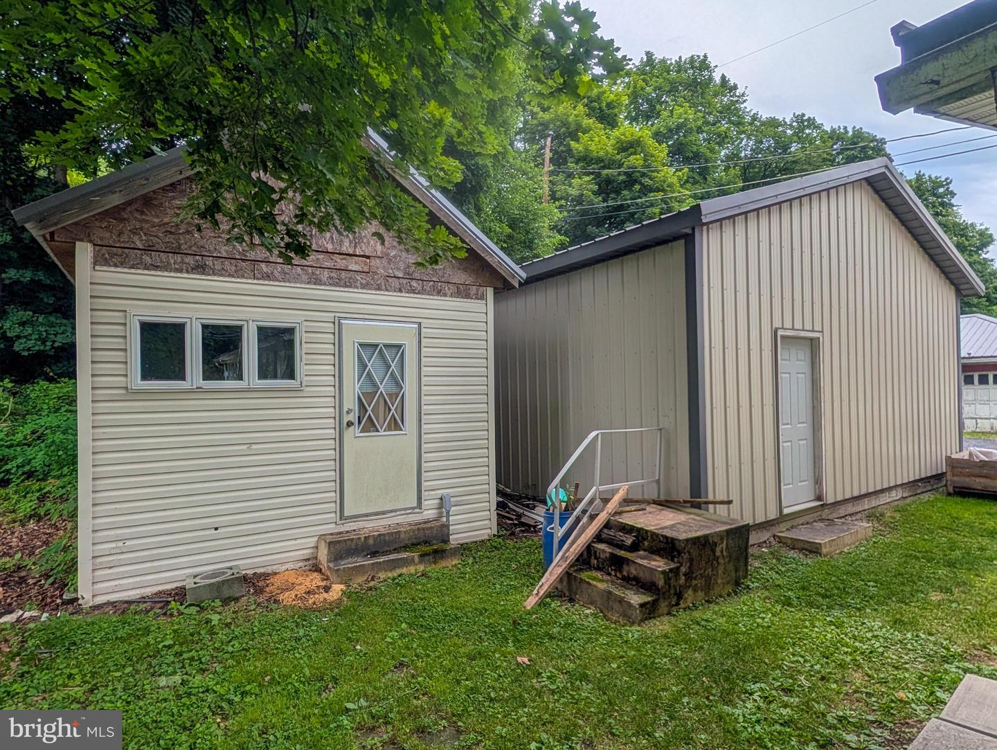 750 Six Mile Run Road Property Photo 23