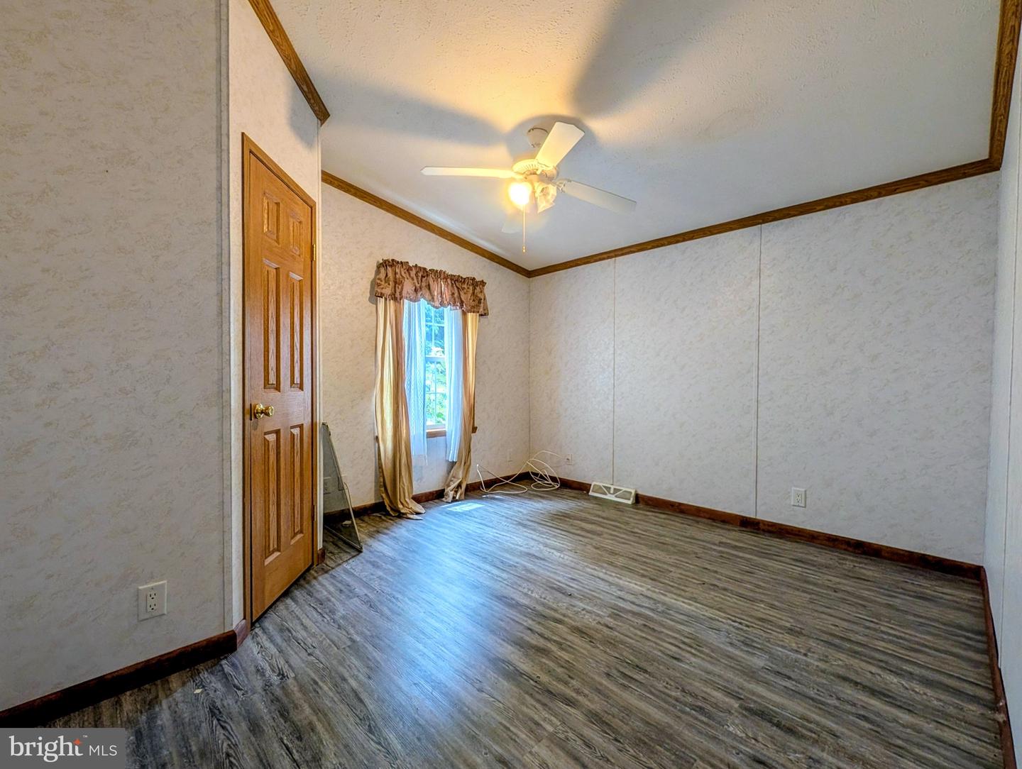750 Six Mile Run Road Property Photo 28