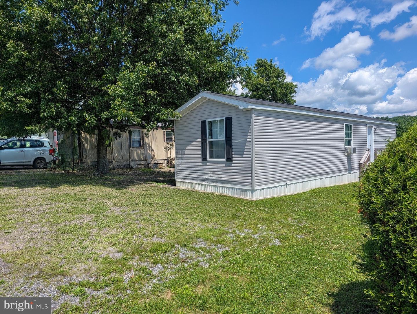210 Chestnut St Property Photo 8