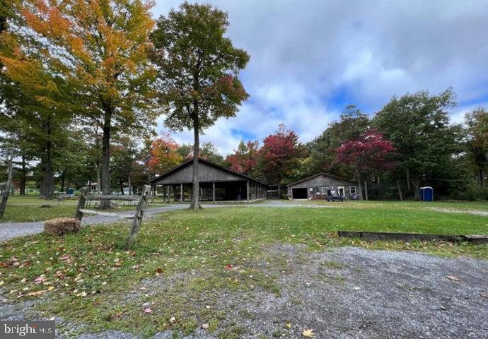 143 Valley Point Deer Run Ln E #1128 Property Photo 26