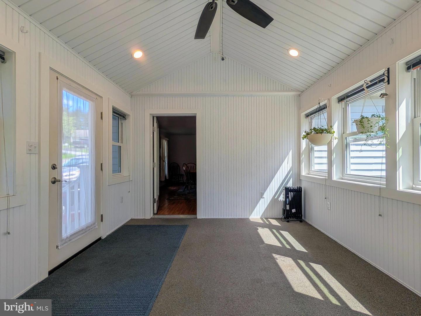 208 Concord Dr Property Photo 18