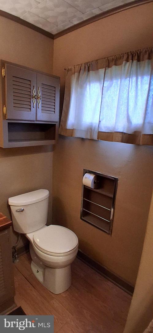 215 N Spring St Property Photo 42