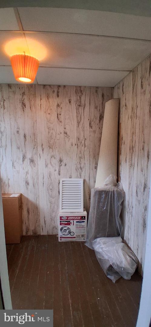 215 N Spring St Property Photo 53