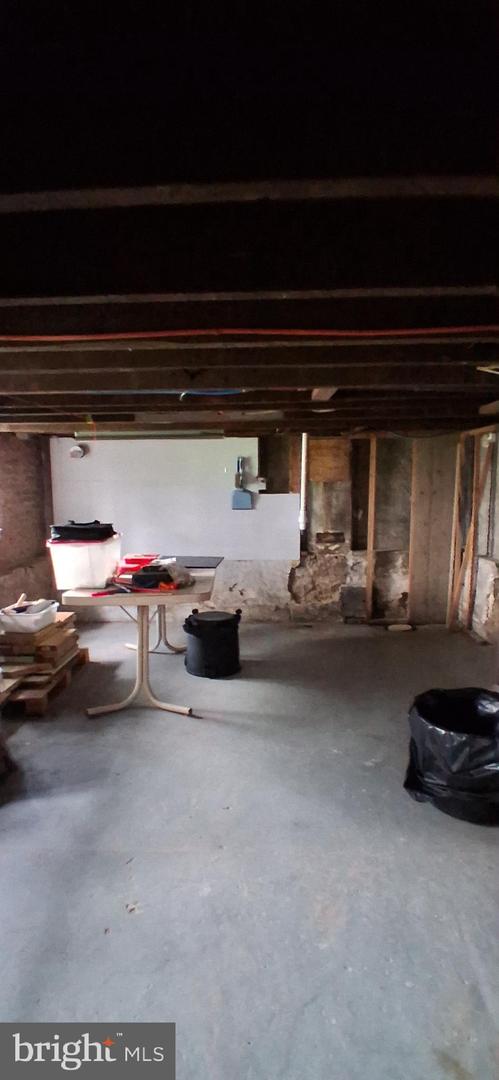 215 N Spring St Property Photo 70