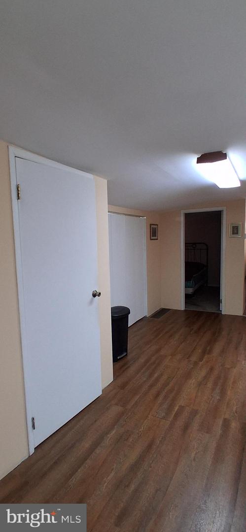 215 N Spring St Property Photo 76