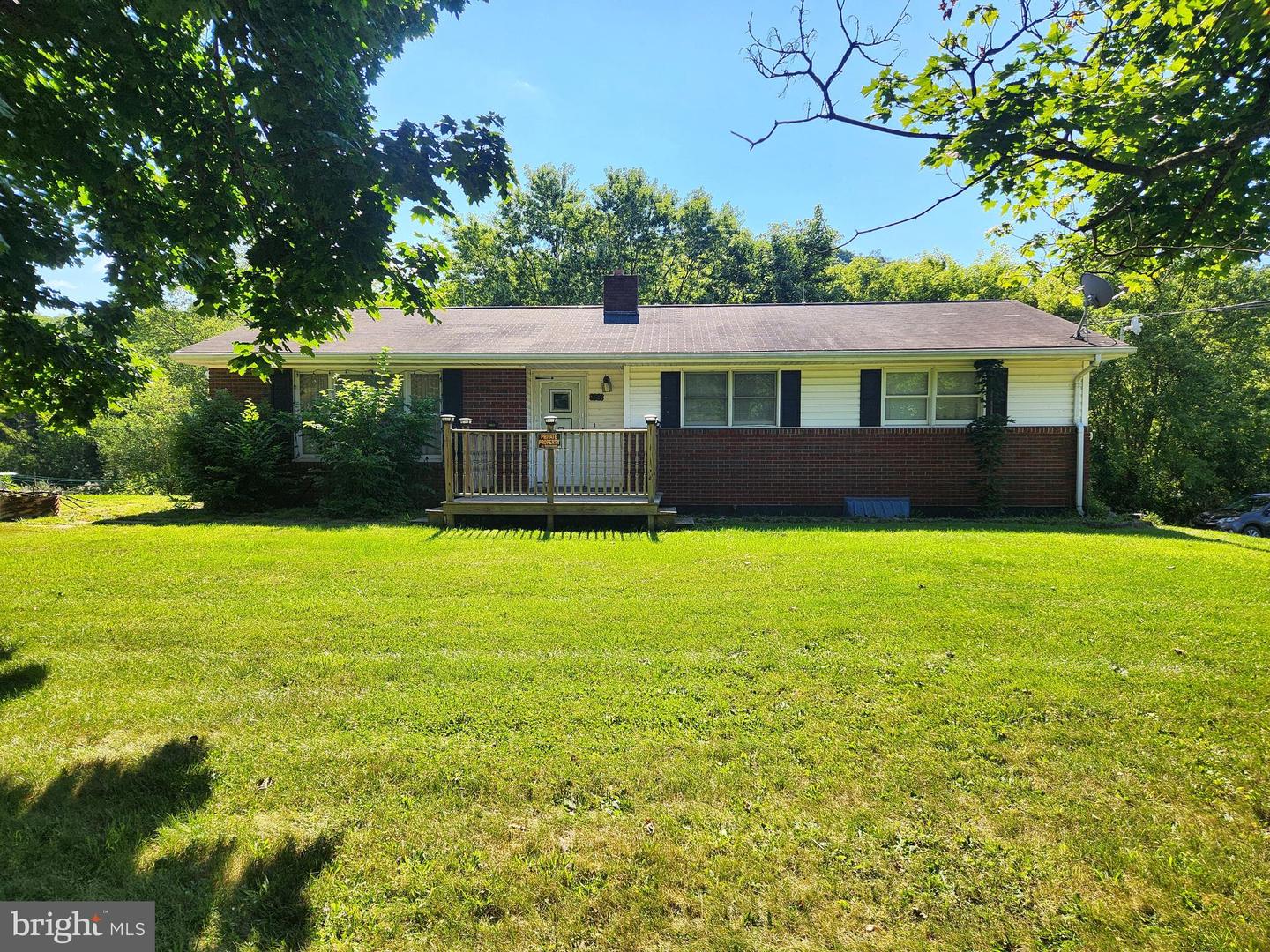 3290 Bedford Valley Road Property Photo 1