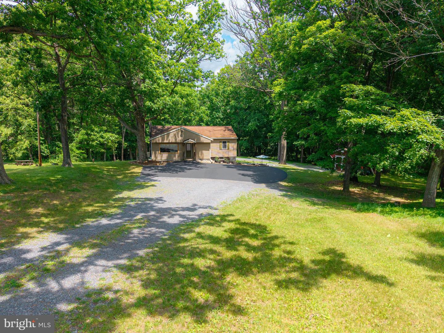 323 Hospital Drive Property Photo 15