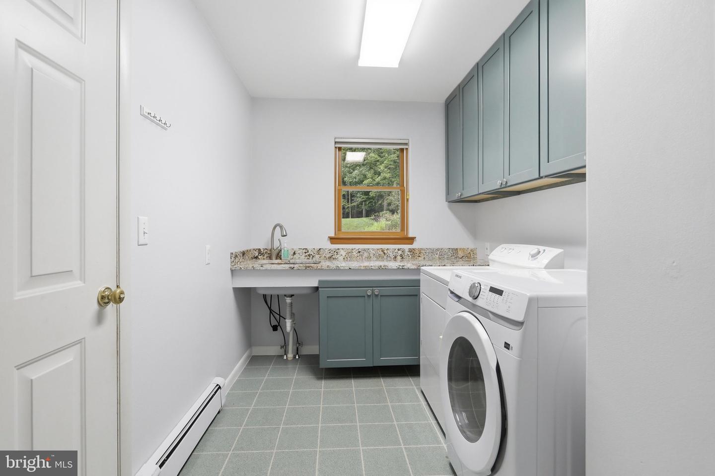 430 Forbes Rd Property Photo 32