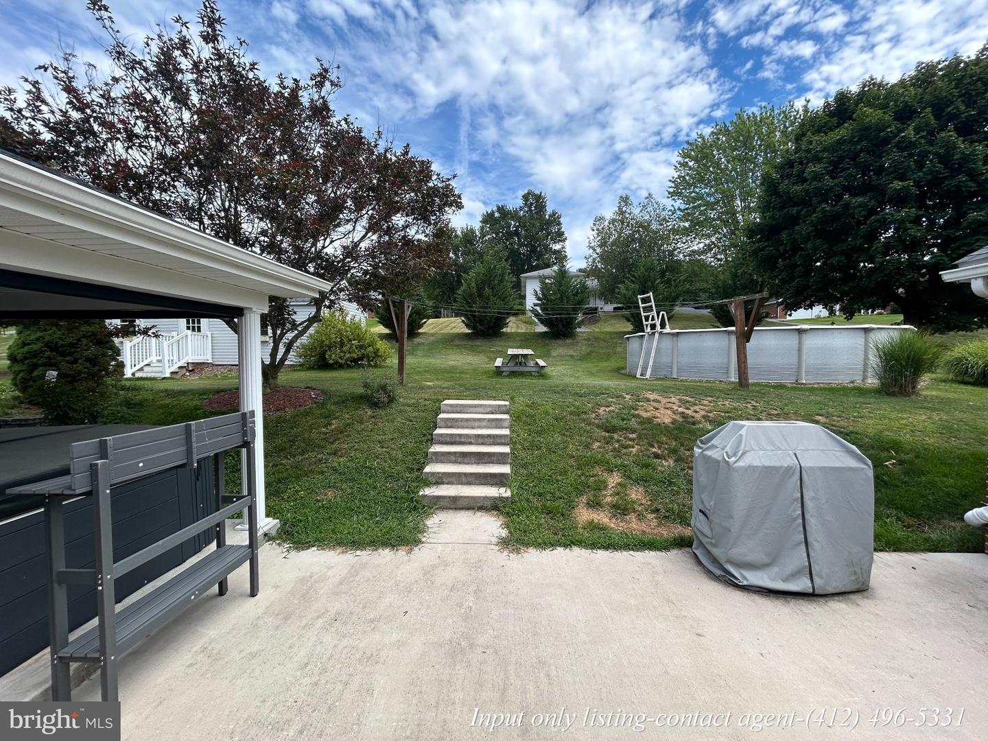 500 Raystown Rd Property Photo 6