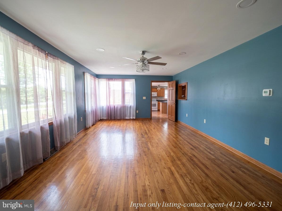 500 Raystown Rd Property Photo 11