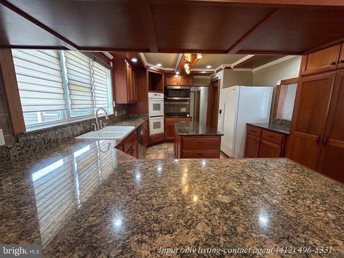 500 Raystown Rd Property Photo 15