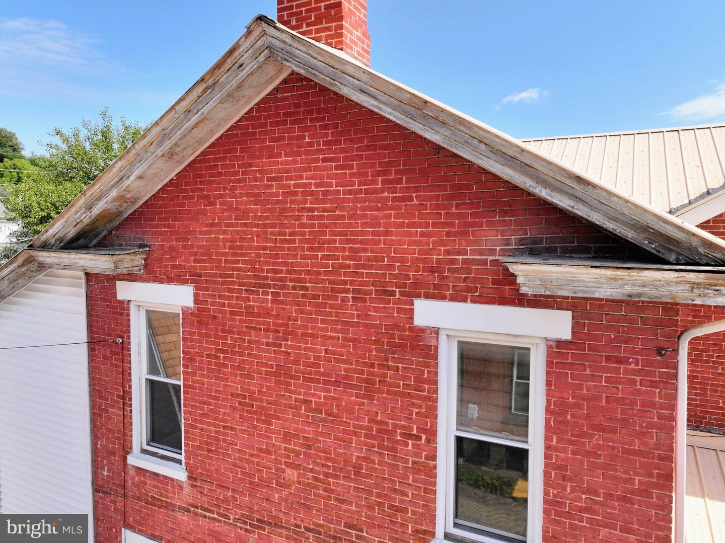 131 W Main St Property Photo 49