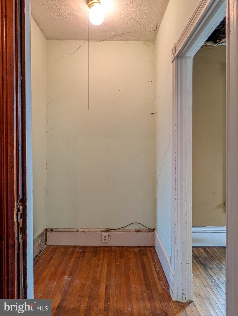 131 W Main St Property Photo 52
