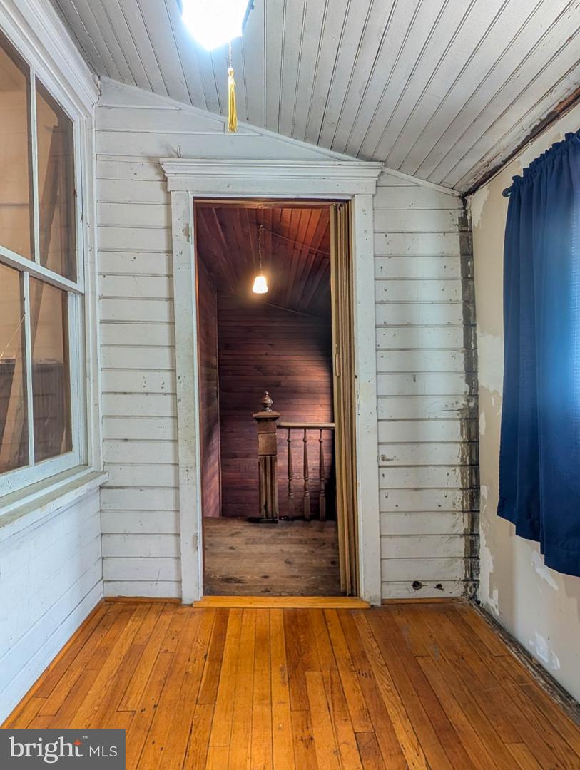 131 W Main St Property Photo 60