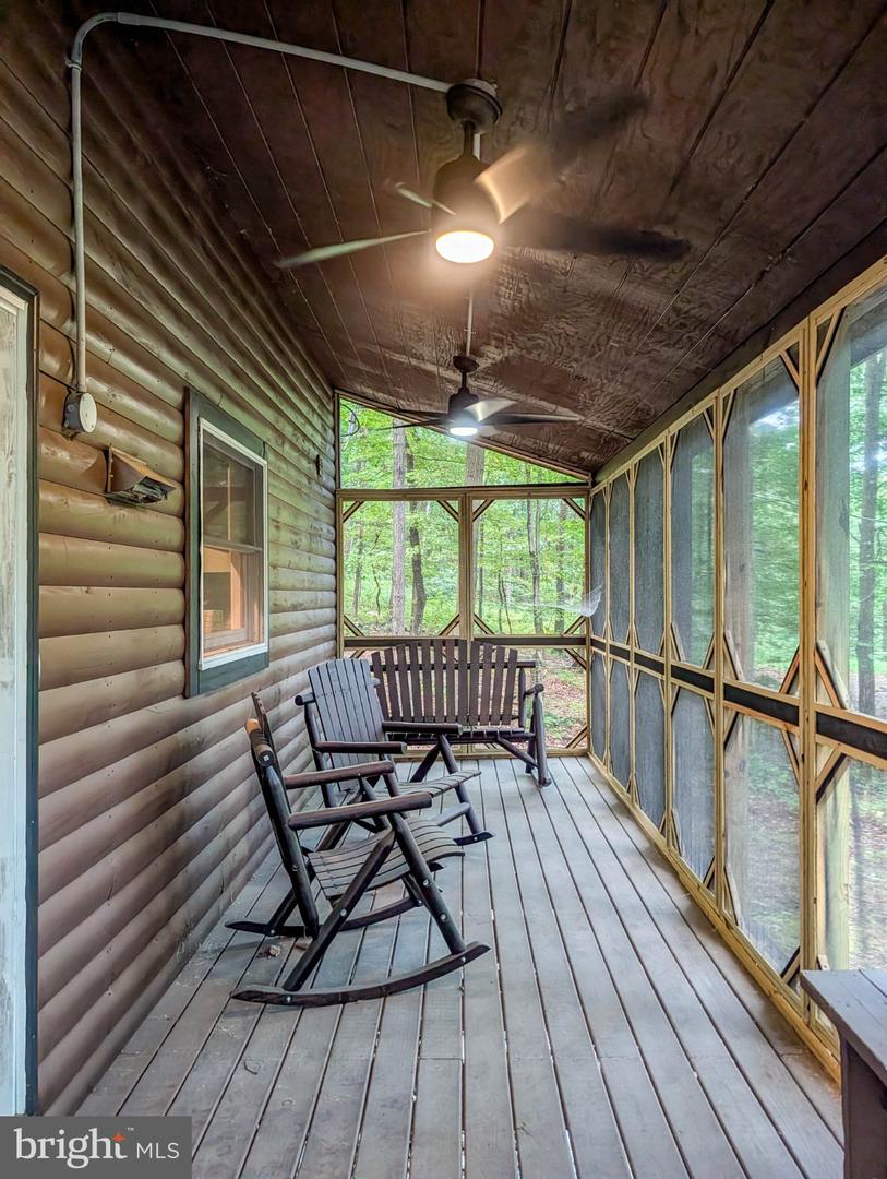 1616 Pine Ridge Rd Property Photo 6