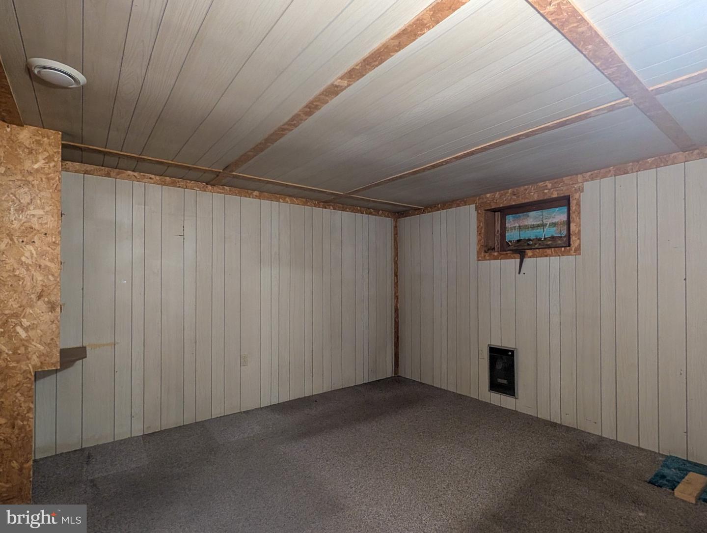 622 Country Ridge Rd Property Photo 8