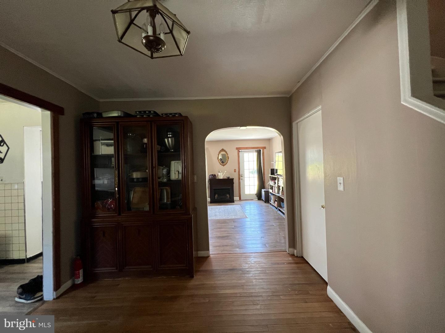 1621 Hyndman Rd Property Photo 14