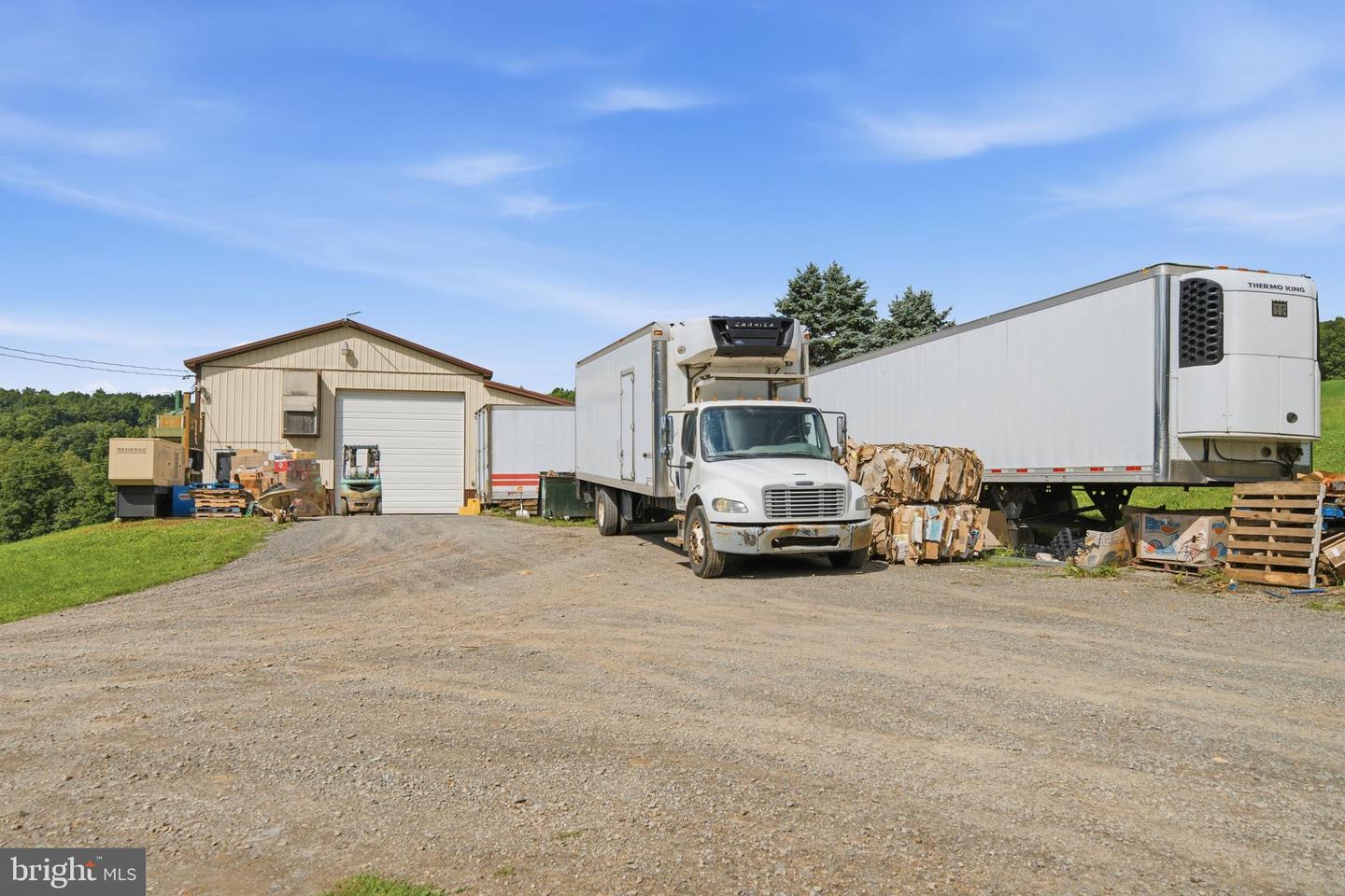 2601 Crayton Rd Property Photo 10