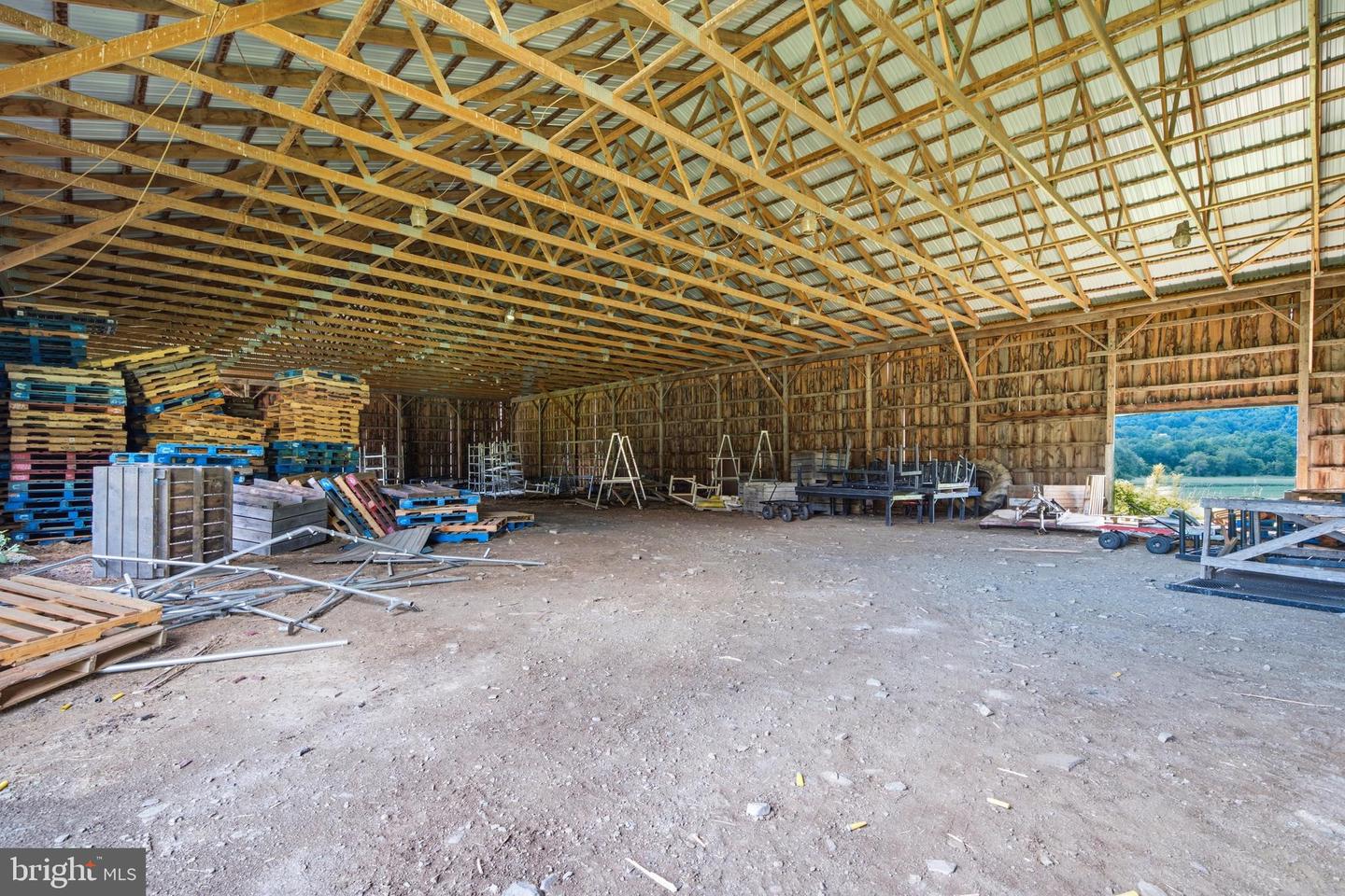 2601 Crayton Rd Property Photo 26