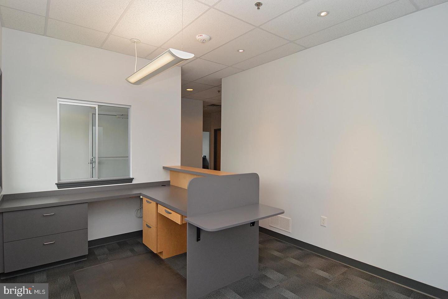 1060 Old Bernville Rd #suite 100 Property Photo 9