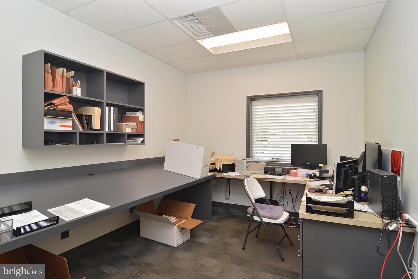 1060 Old Bernville Rd #suite 100 Property Photo 12