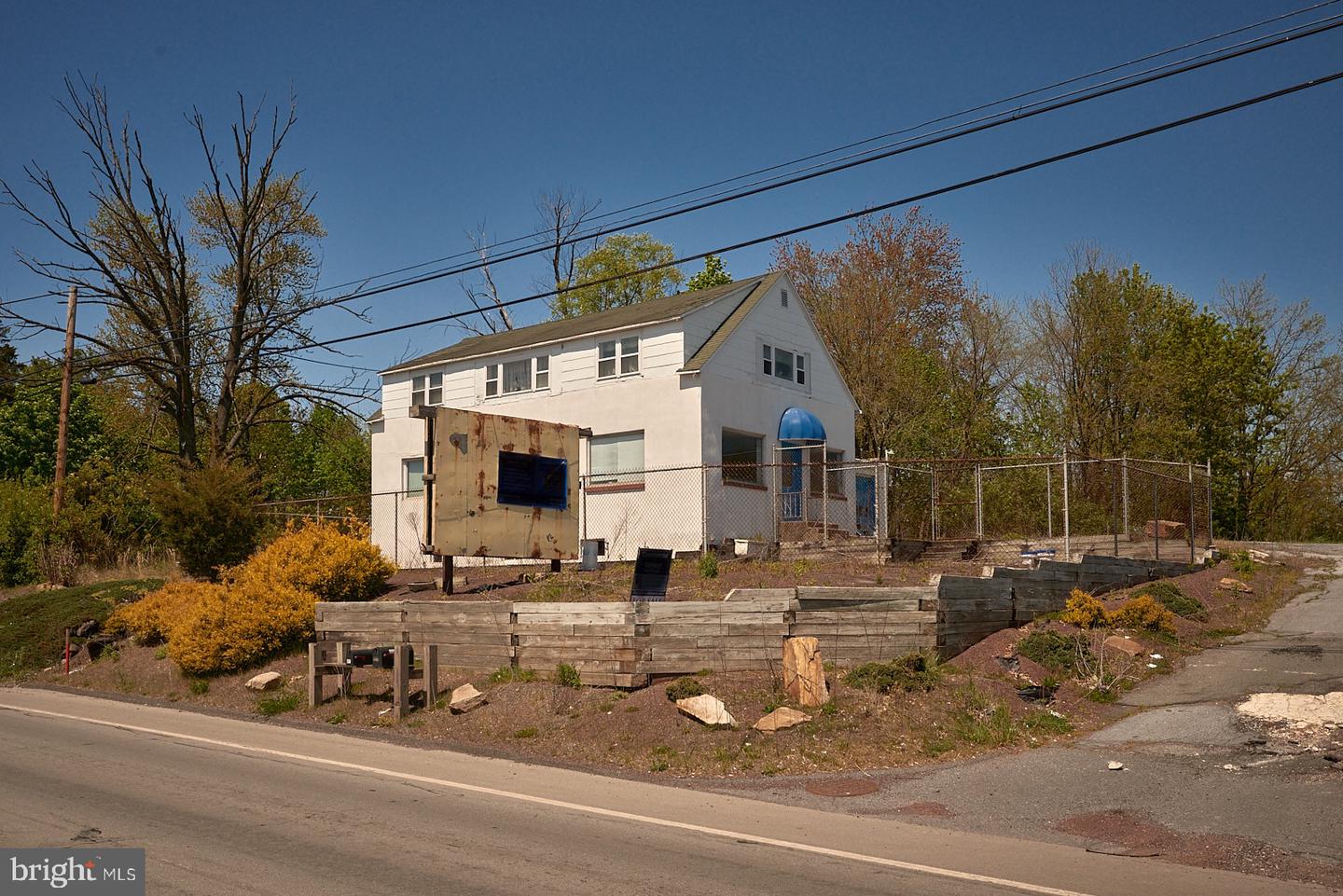 6631 Perkiomen Ave Property Photo 1