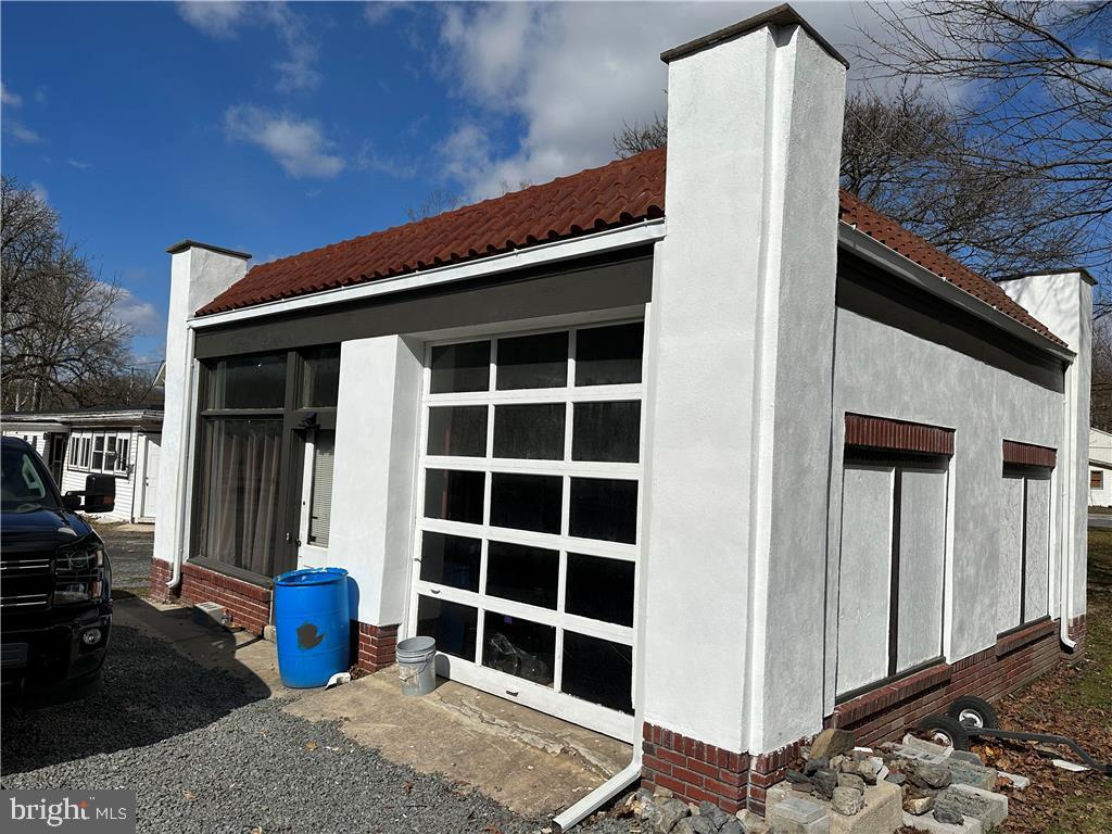 1563 Old Route 22 Property Photo 15